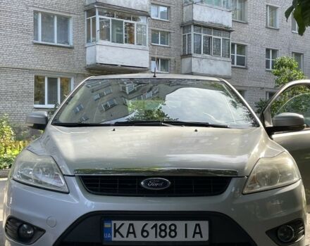 Серый Форд Фокус, объемом двигателя 1.6 л и пробегом 161 тыс. км за 5500 $, фото 1 на Automoto.ua