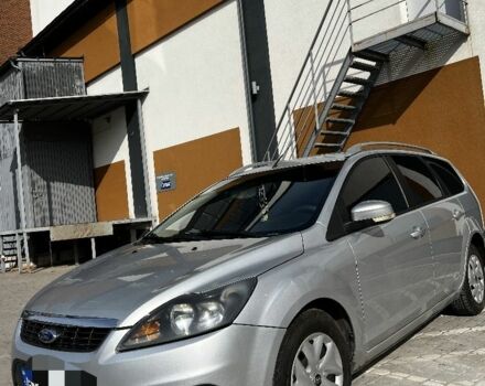 Серый Форд Фокус, объемом двигателя 1.6 л и пробегом 290 тыс. км за 5200 $, фото 1 на Automoto.ua