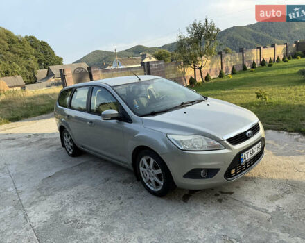 Сірий Форд Фокус, об'ємом двигуна 1.6 л та пробігом 230 тис. км за 4650 $, фото 1 на Automoto.ua