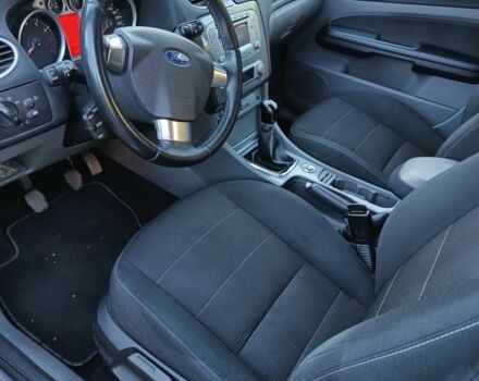 Серый Форд Фокус, объемом двигателя 1 л и пробегом 215 тыс. км за 5900 $, фото 1 на Automoto.ua