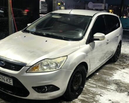 Серый Форд Фокус, объемом двигателя 1.6 л и пробегом 330 тыс. км за 3000 $, фото 1 на Automoto.ua