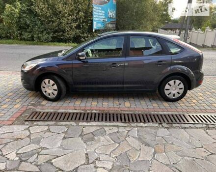 Серый Форд Фокус, объемом двигателя 1.6 л и пробегом 348 тыс. км за 5200 $, фото 1 на Automoto.ua