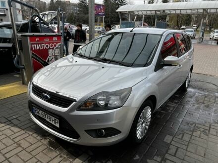 Форд Фокус 2010 в Ровно на Automoto.ua Серый Форд Фокус, объемом двигателя 1.6 л и пробегом 263 тыс. км за 5800 $, фото 1 на Automoto.ua