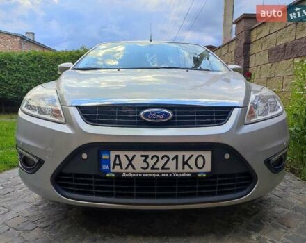 Серый Форд Фокус, объемом двигателя 1.6 л и пробегом 250 тыс. км за 6100 $, фото 1 на Automoto.ua