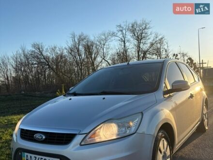 Серый Форд Фокус, объемом двигателя 1.39 л и пробегом 242 тыс. км за 5200 $, фото 1 на Automoto.ua