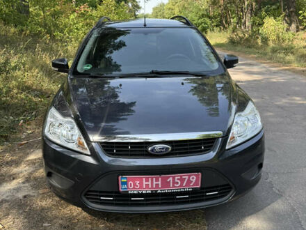 Серый Форд Фокус, объемом двигателя 0 л и пробегом 217 тыс. км за 5800 $, фото 1 на Automoto.ua