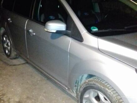 Серый Форд Фокус, объемом двигателя 1.6 л и пробегом 198 тыс. км за 6300 $, фото 1 на Automoto.ua