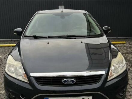 Серый Форд Фокус, объемом двигателя 1.8 л и пробегом 475 тыс. км за 5500 $, фото 1 на Automoto.ua