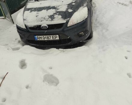 Серый Форд Фокус, объемом двигателя 1.6 л и пробегом 200 тыс. км за 5500 $, фото 1 на Automoto.ua