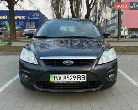Серый Форд Фокус, объемом двигателя 1.6 л и пробегом 90 тыс. км за 5749 $, фото 1 на Automoto.ua