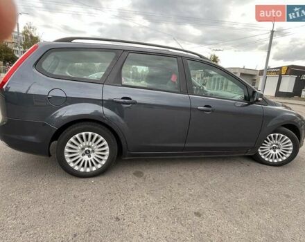 Серый Форд Фокус, объемом двигателя 1.6 л и пробегом 280 тыс. км за 6200 $, фото 1 на Automoto.ua