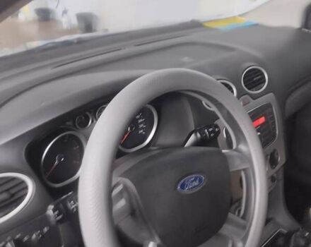 Серый Форд Фокус, объемом двигателя 1.8 л и пробегом 388 тыс. км за 5700 $, фото 1 на Automoto.ua