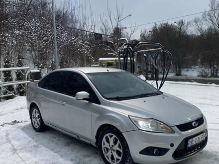 Сірий Форд Фокус, об'ємом двигуна 1.6 л та пробігом 331 тис. км за 4100 $, фото 1 на Automoto.ua