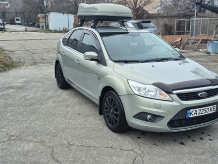 Сірий Форд Фокус, об'ємом двигуна 2 л та пробігом 185 тис. км за 7400 $, фото 1 на Automoto.ua