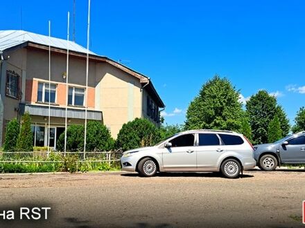 Форд Фокус 2010 в Черкассах на Automoto.ua Серый Форд Фокус, объемом двигателя 1.6 л и пробегом 245 тыс. км за 5800 $, фото 1 на Automoto.ua