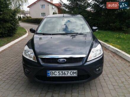 Форд Фокус 2010 в Яворове на Automoto.ua Серый Форд Фокус, объемом двигателя 1.6 л и пробегом 218 тыс. км за 6900 $, фото 1 на Automoto.ua