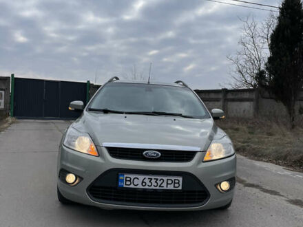 Форд Фокус 2010 в Стрые на Automoto.ua Серый Форд Фокус, объемом двигателя 1.59 л и пробегом 300 тыс. км за 5250 $, фото 1 на Automoto.ua
