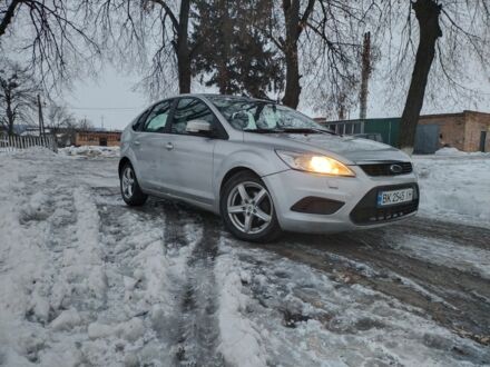 Сірий Форд Фокус, об'ємом двигуна 1.6 л та пробігом 350 тис. км за 3950 $, фото 1 на Automoto.ua