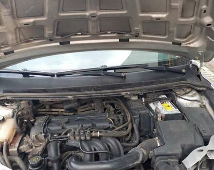 Серый Форд Фокус, объемом двигателя 1.4 л и пробегом 190 тыс. км за 5500 $, фото 1 на Automoto.ua