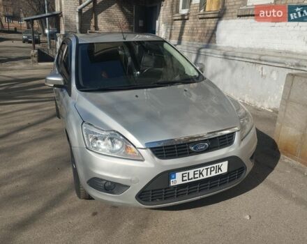 Сірий Форд Фокус, об'ємом двигуна 1.6 л та пробігом 170 тис. км за 5500 $, фото 1 на Automoto.ua