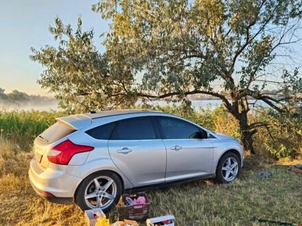 Серый Форд Фокус, объемом двигателя 2 л и пробегом 220 тыс. км за 7500 $, фото 1 на Automoto.ua