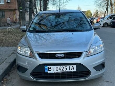 Серый Форд Фокус, объемом двигателя 1.4 л и пробегом 240 тыс. км за 3999 $, фото 1 на Automoto.ua