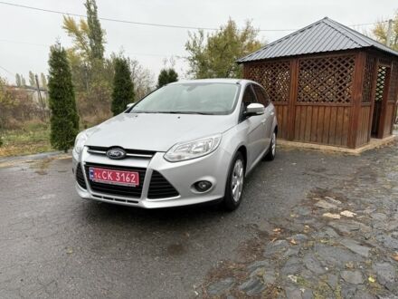 Форд Фокус 2011 в Звенигородка на Automoto.ua Серый Форд Фокус, объемом двигателя 1.6 л и пробегом 237 тыс. км за 7500 $, фото 1 на Automoto.ua