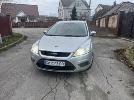 Серый Форд Фокус, объемом двигателя 1.4 л и пробегом 375 тыс. км за 4999 $, фото 1 на Automoto.ua