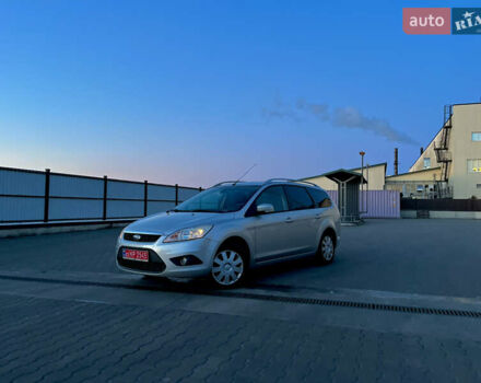 Серый Форд Фокус, объемом двигателя 1.6 л и пробегом 254 тыс. км за 6600 $, фото 1 на Automoto.ua