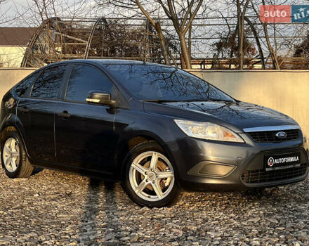 Серый Форд Фокус, объемом двигателя 1.4 л и пробегом 220 тыс. км за 5790 $, фото 1 на Automoto.ua