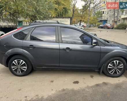 Серый Форд Фокус, объемом двигателя 1.39 л и пробегом 205 тыс. км за 5000 $, фото 1 на Automoto.ua