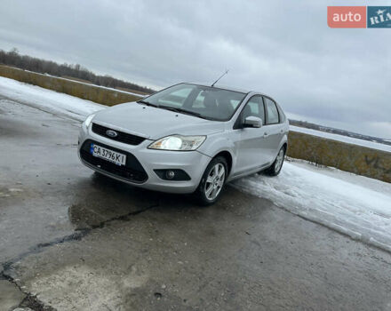 Сірий Форд Фокус, об'ємом двигуна 1.6 л та пробігом 295 тис. км за 4500 $, фото 1 на Automoto.ua