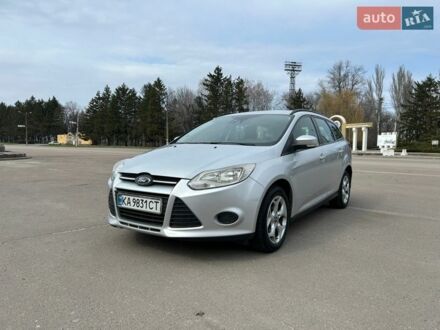 Серый Форд Фокус, объемом двигателя 1.6 л и пробегом 327 тыс. км за 5894 $, фото 1 на Automoto.ua