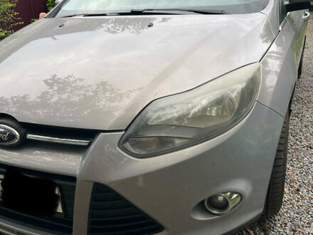 Серый Форд Фокус, объемом двигателя 1.6 л и пробегом 270 тыс. км за 5650 $, фото 1 на Automoto.ua