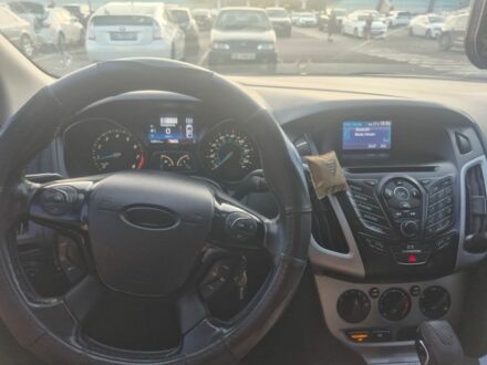 Сірий Форд Фокус, об'ємом двигуна 2 л та пробігом 189 тис. км за 5704 $, фото 1 на Automoto.ua
