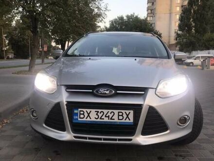 Форд Фокус 2011 у Хмельницькому на Automoto.ua Сірий Форд Фокус, об'ємом двигуна 1.56 л та пробігом 255 тис. км за 7699 $, фото 1 на Automoto.ua