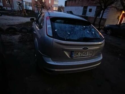 Сірий Форд Фокус, об'ємом двигуна 1.56 л та пробігом 300 тис. км за 3800 $, фото 1 на Automoto.ua