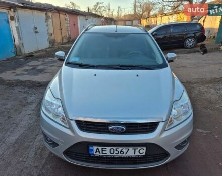 Серый Форд Фокус, объемом двигателя 1.56 л и пробегом 245 тыс. км за 6000 $, фото 1 на Automoto.ua