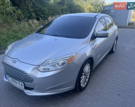 Серый Форд Фокус, объемом двигателя 0 л и пробегом 118 тыс. км за 5500 $, фото 1 на Automoto.ua