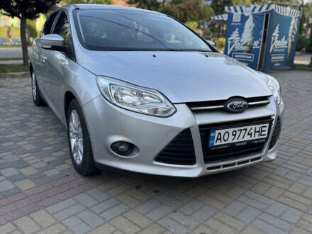 Форд Фокус 2011 у Тячеве на Automoto.ua Сірий Форд Фокус, об'ємом двигуна 1.56 л та пробігом 250 тис. км за 6500 $, фото 1 на Automoto.ua
