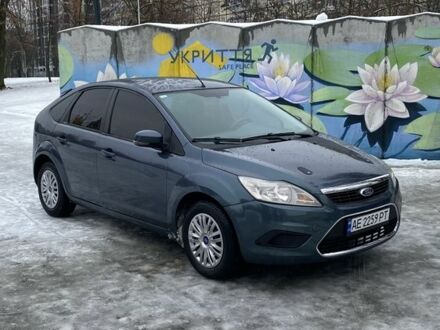 Сірий Форд Фокус, об'ємом двигуна 1.4 л та пробігом 350 тис. км за 4199 $, фото 1 на Automoto.ua