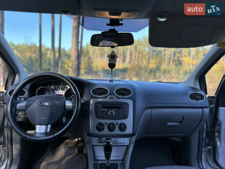 Серый Форд Фокус, объемом двигателя 1.6 л и пробегом 117 тыс. км за 7500 $, фото 1 на Automoto.ua