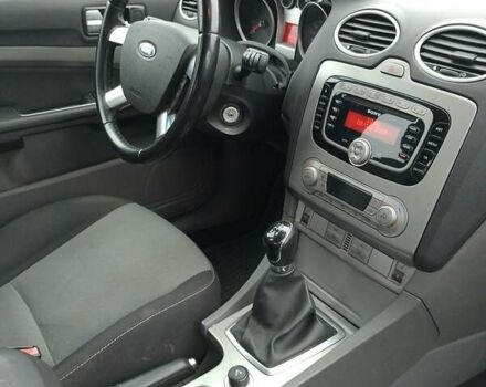 Сірий Форд Фокус, об'ємом двигуна 2 л та пробігом 267 тис. км за 5390 $, фото 1 на Automoto.ua