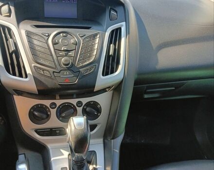Сірий Форд Фокус, об'ємом двигуна 2 л та пробігом 190 тис. км за 6500 $, фото 1 на Automoto.ua