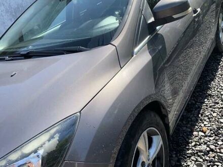 Форд Фокус 2012 в Костополе на Automoto.ua Серый Форд Фокус, объемом двигателя 1.56 л и пробегом 242 тыс. км за 7600 $, фото 1 на Automoto.ua