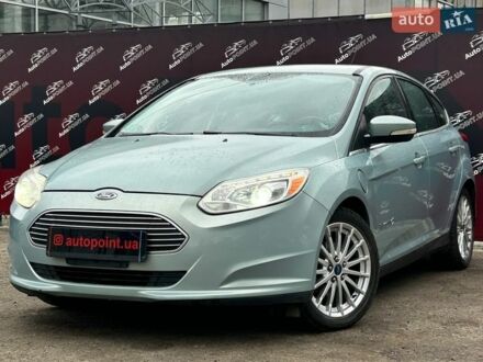 Сірий Форд Фокус, об'ємом двигуна 0 л та пробігом 102 тис. км за 8000 $, фото 1 на Automoto.ua