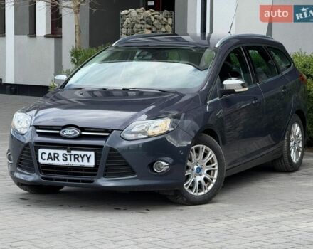 Серый Форд Фокус, объемом двигателя 1.6 л и пробегом 236 тыс. км за 7600 $, фото 1 на Automoto.ua