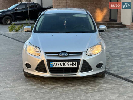 Форд Фокус 2012 в Ужгороде на Automoto.ua Серый Форд Фокус, объемом двигателя 1.6 л и пробегом 300 тыс. км за 5800 $, фото 1 на Automoto.ua