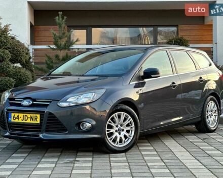 Серый Форд Фокус, объемом двигателя 1.6 л и пробегом 227 тыс. км за 8150 $, фото 1 на Automoto.ua