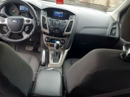 Сірий Форд Фокус, об'ємом двигуна 2 л та пробігом 140 тис. км за 7500 $, фото 1 на Automoto.ua